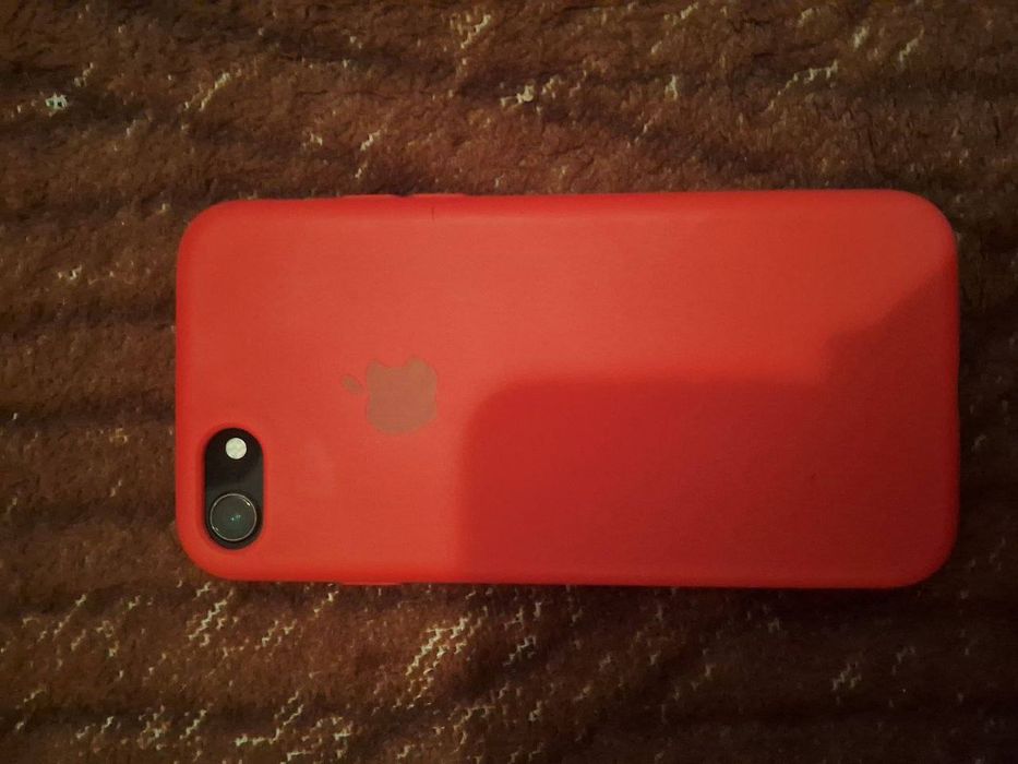 iPhone 8 в хорошом стані