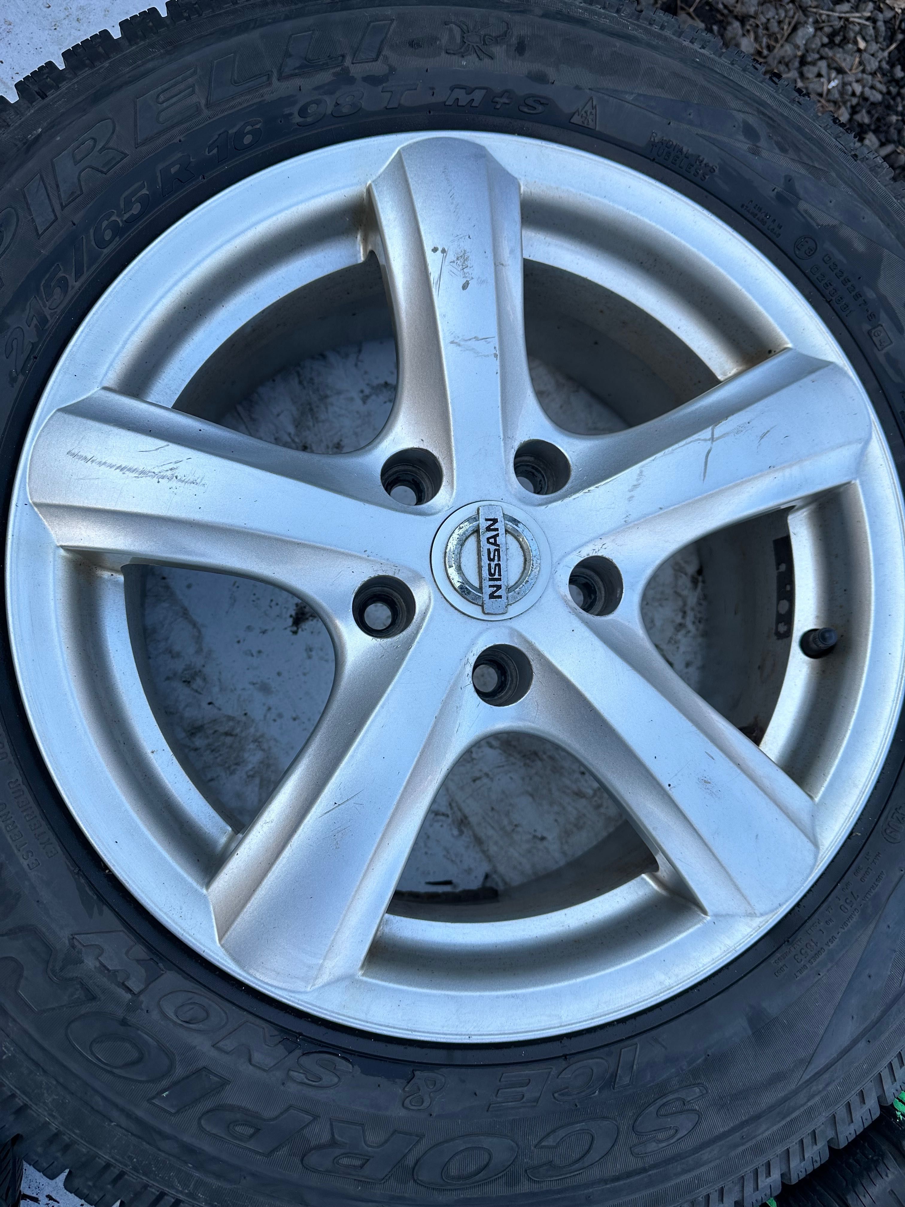 Felgi aluminiowe NISSAN QUASHAI 16 5x114,3 bez opon
