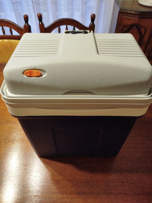 Машинний холодильник