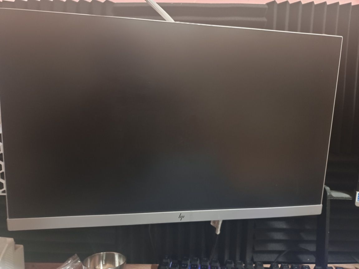 Monitory HP, AOC