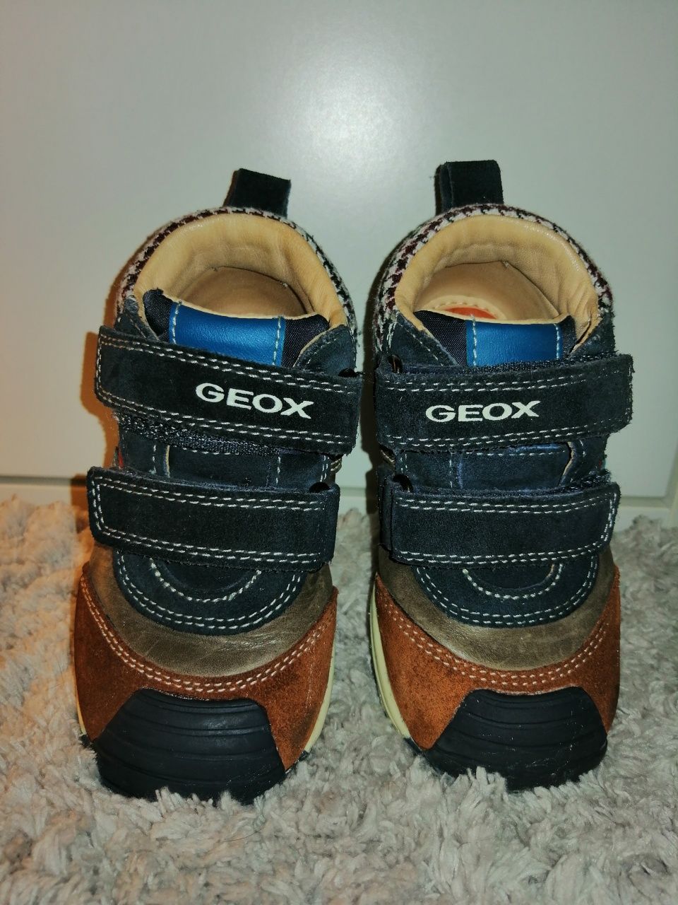 Botas Geox pele e tecido