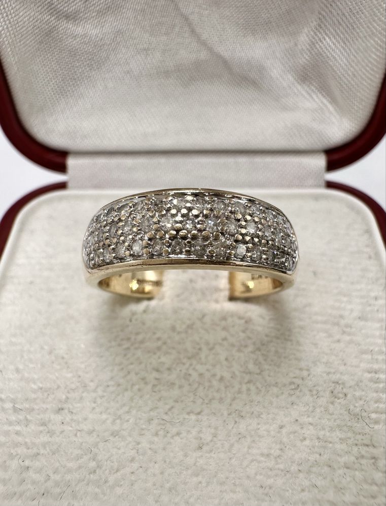 Złoty pierścionek z diamentami 0,33ct