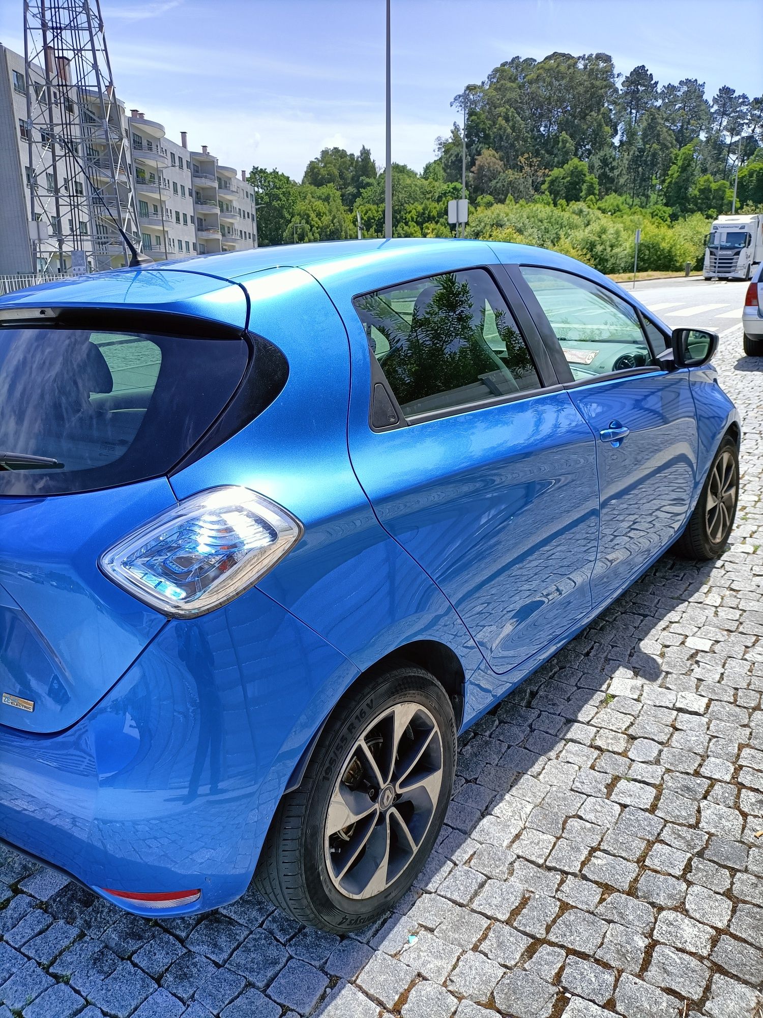 Renault Zoe 41 kw c/Baterias próprias