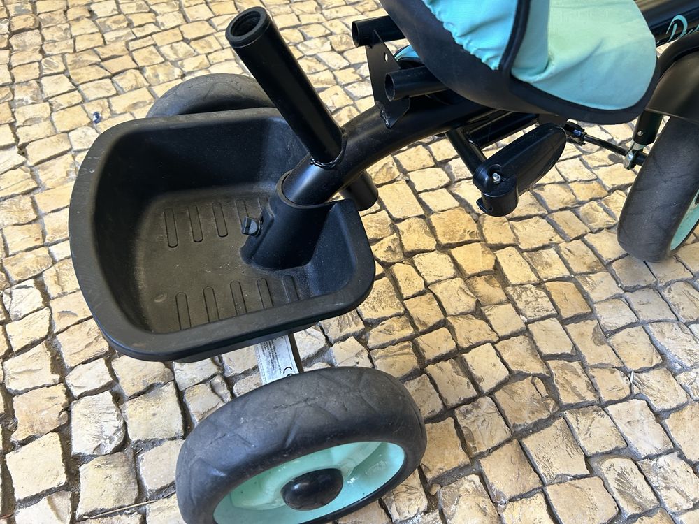 Triciclo como novo