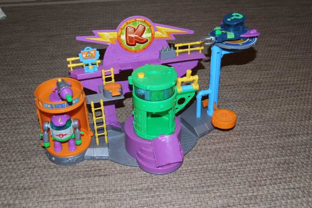 Super Zings Laboratorium prof.K