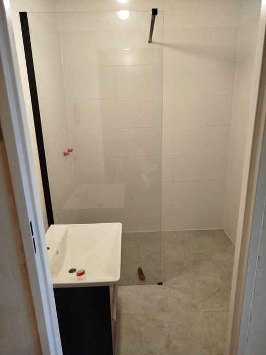 Wykończenia wnętrz, usługi glazurnicze, elektryka, hydraulika, awarie