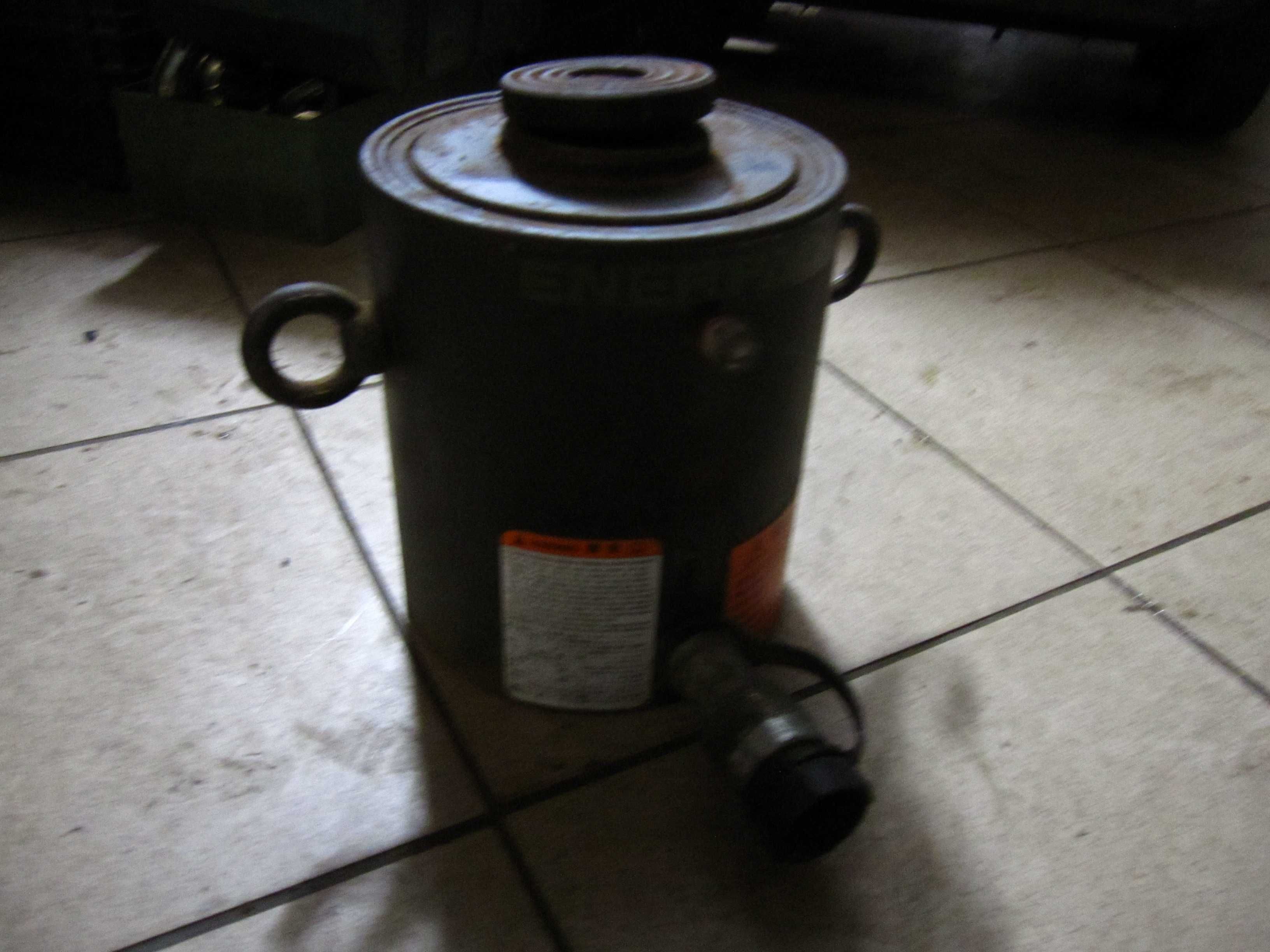 Siłownik hydrauliczny 90 ton ENERPAC