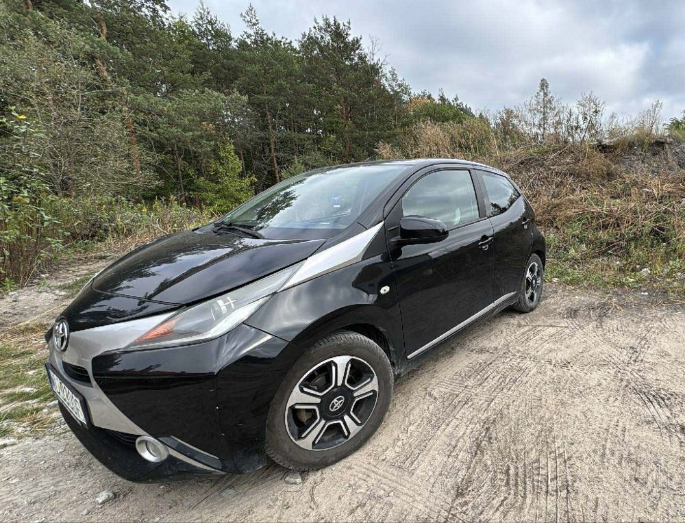Toyota Aygo 1.0 VVT-i X-Clusiv z 2015 r
