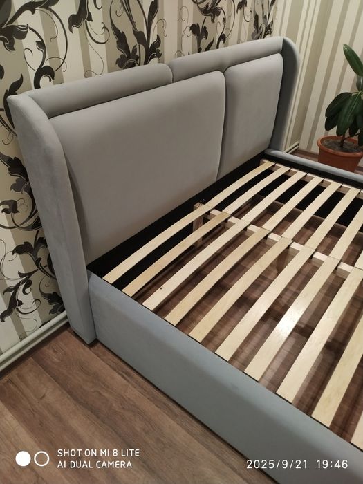 Ліжко двоспальне