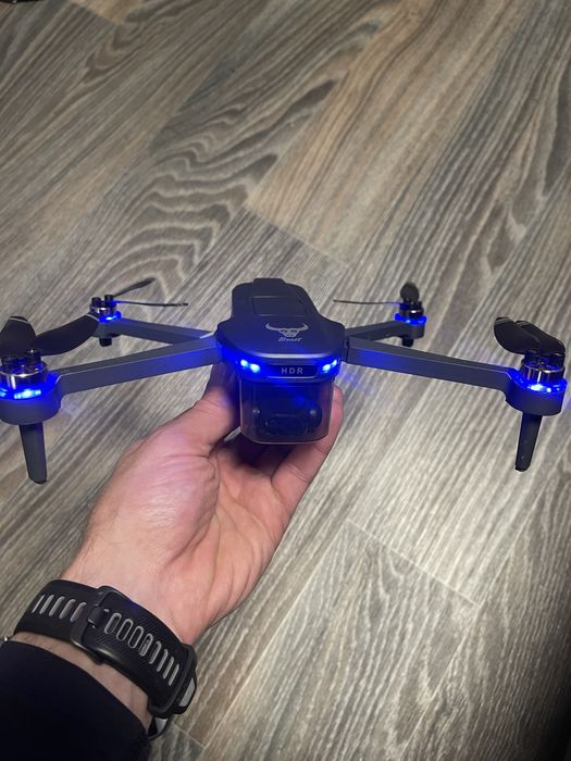 Продам дрон SG109 max 2