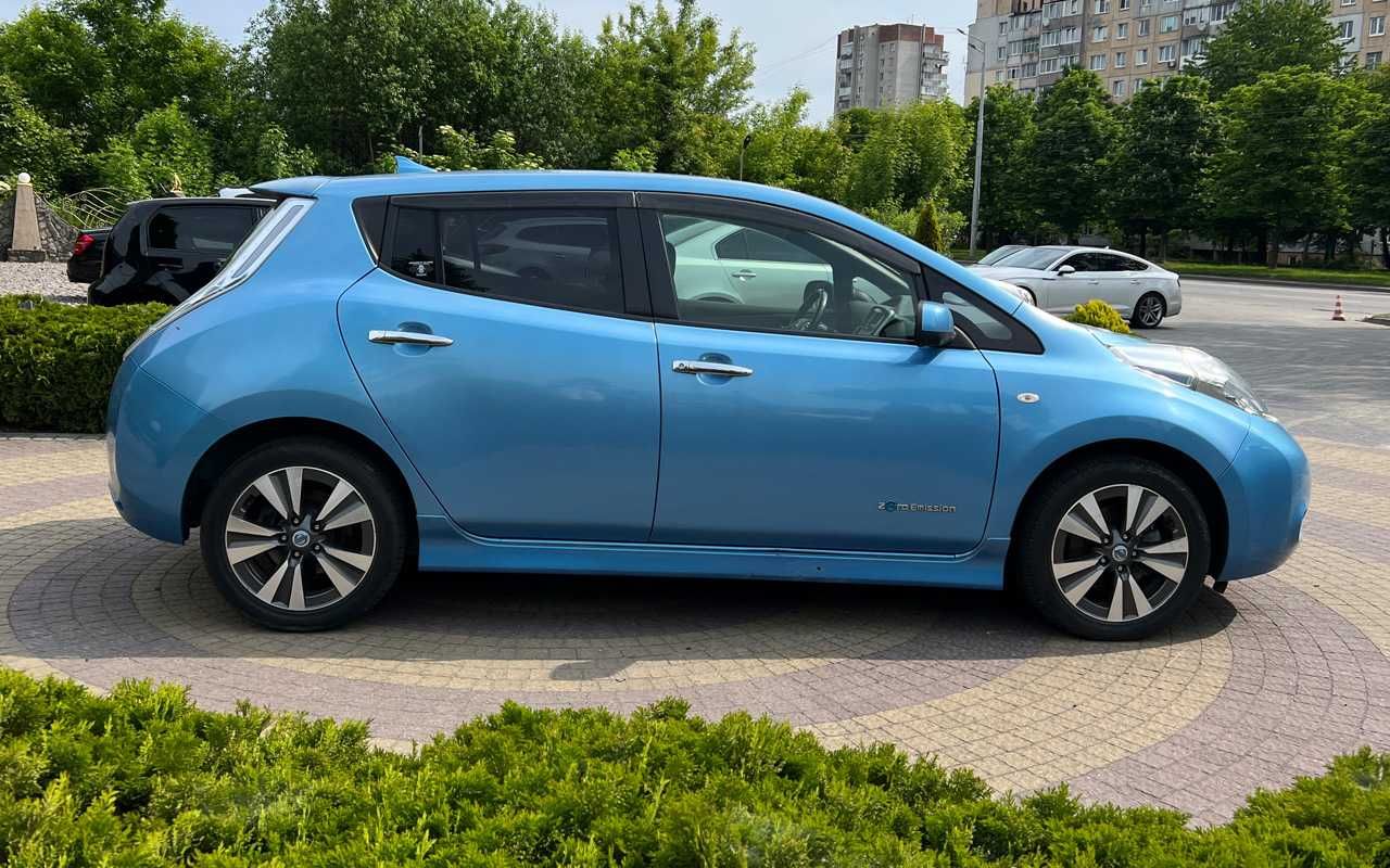 Nissan Leaf 2014