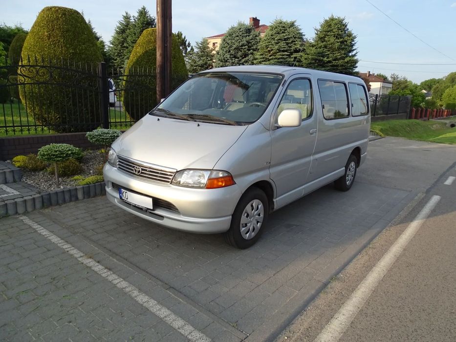 Toyota Hiace D4D 8-Osob. Bezwypadkowy Zadbany KLIMA