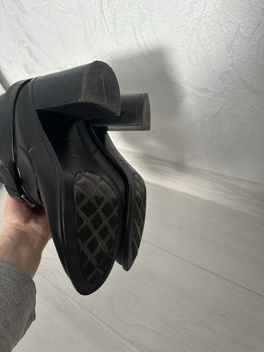 Черевики осіні жіночі 37 розмір