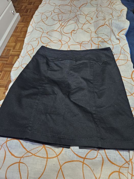 Roupa de mulher e cinto