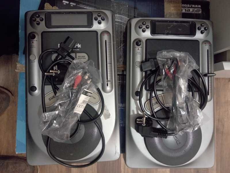 2 odtwarzacze CD - NUMARK AXIS 4