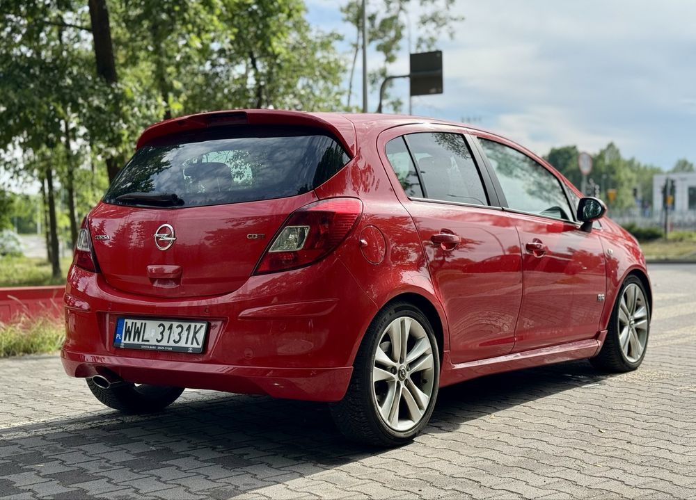 Opel corsa D OPC Line 131km