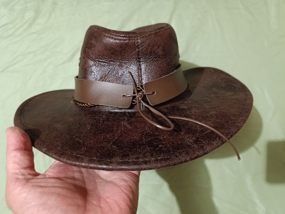 Продам ковбойскую (вестерн) шляпу 57-58