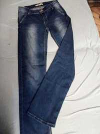 Spodnie jeansowe niebieskie