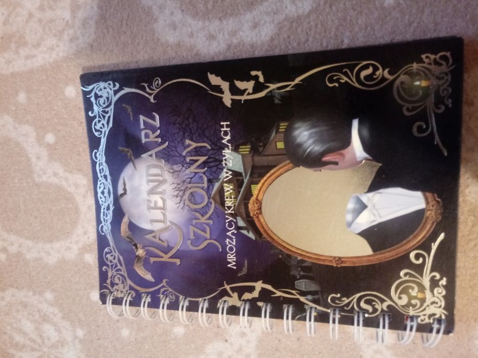 Halloween. Mrożący krew w żyłach terminarz szkolny.