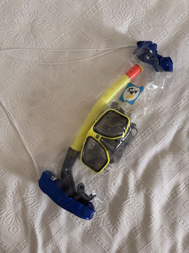 Máscara e Tubo de Snorkeling (conjunto)