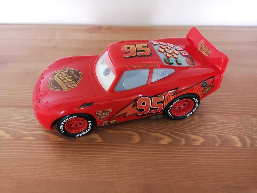 Auta Zygzak Lightning McQueen programowalny mówiący Mattel H6449