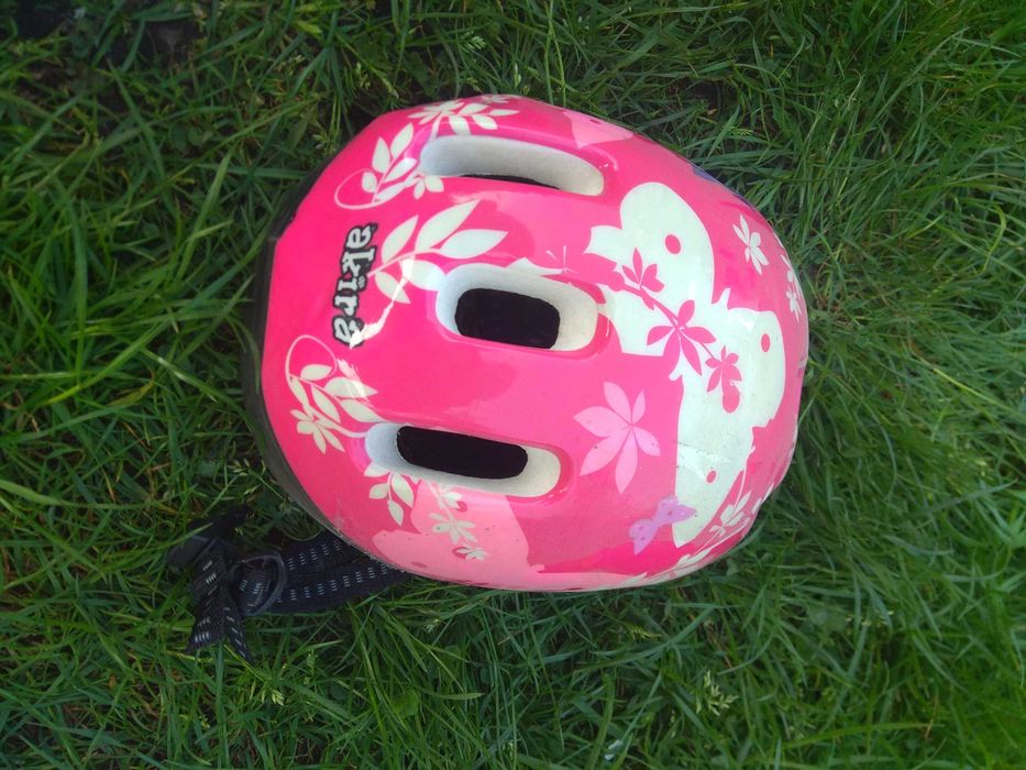 Kask na dziewczynkę