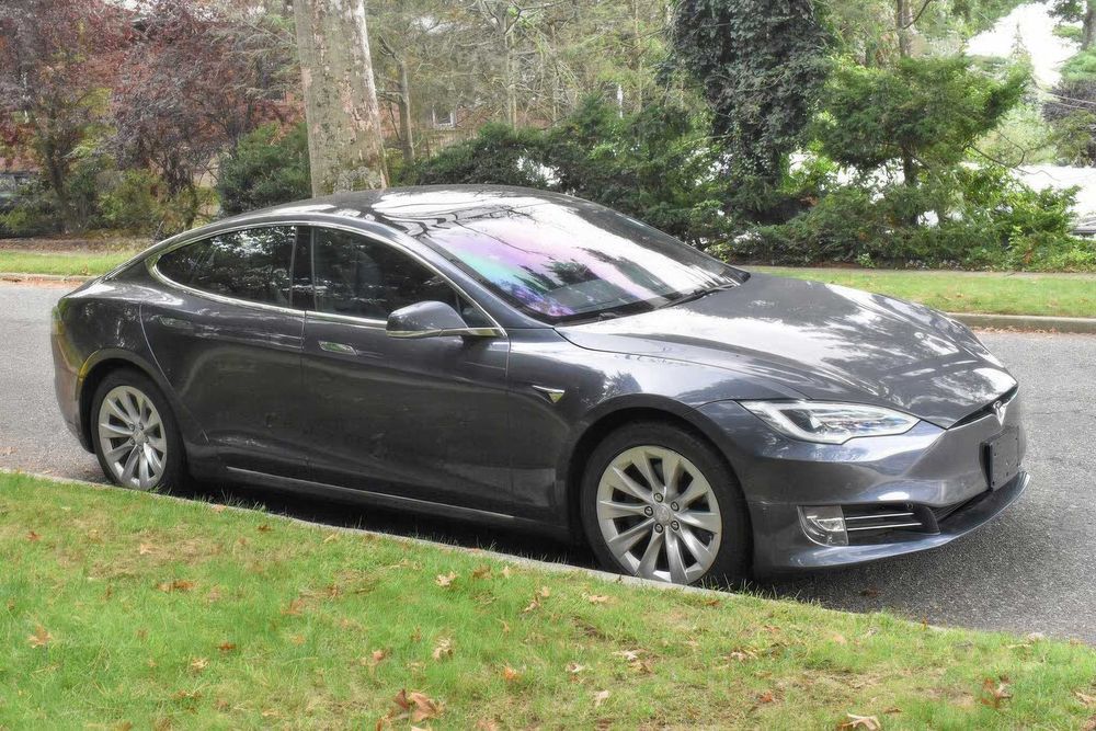 Tesla Model S 100D      2019