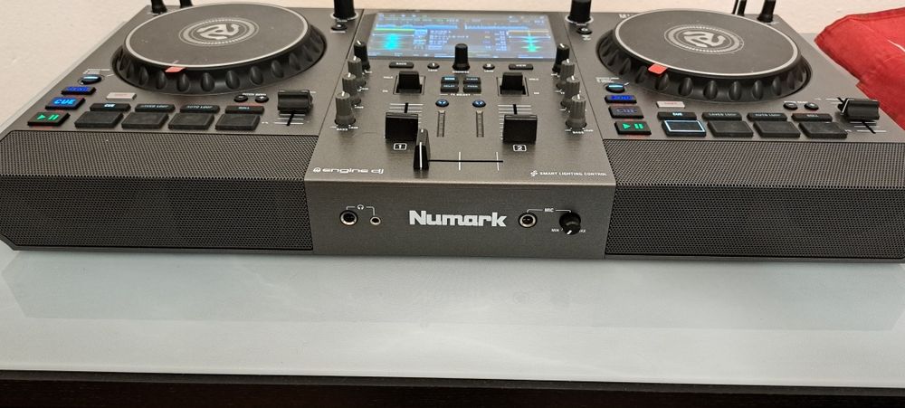Vendo Controladora Numark Mixstream Pro Go (garantia)