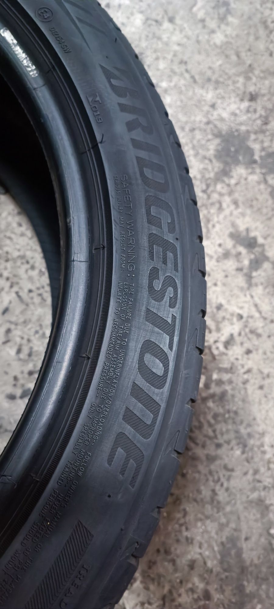 235/45 R19 95W Bridgestone Potenza S001 Літні шини б.в. СКЛАД гуми