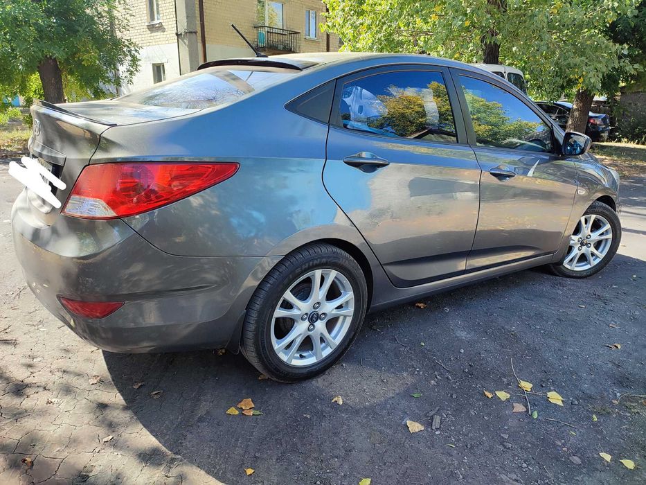 Продам авто hyundai accent