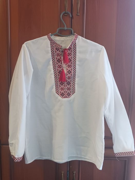 Продам вишиванку