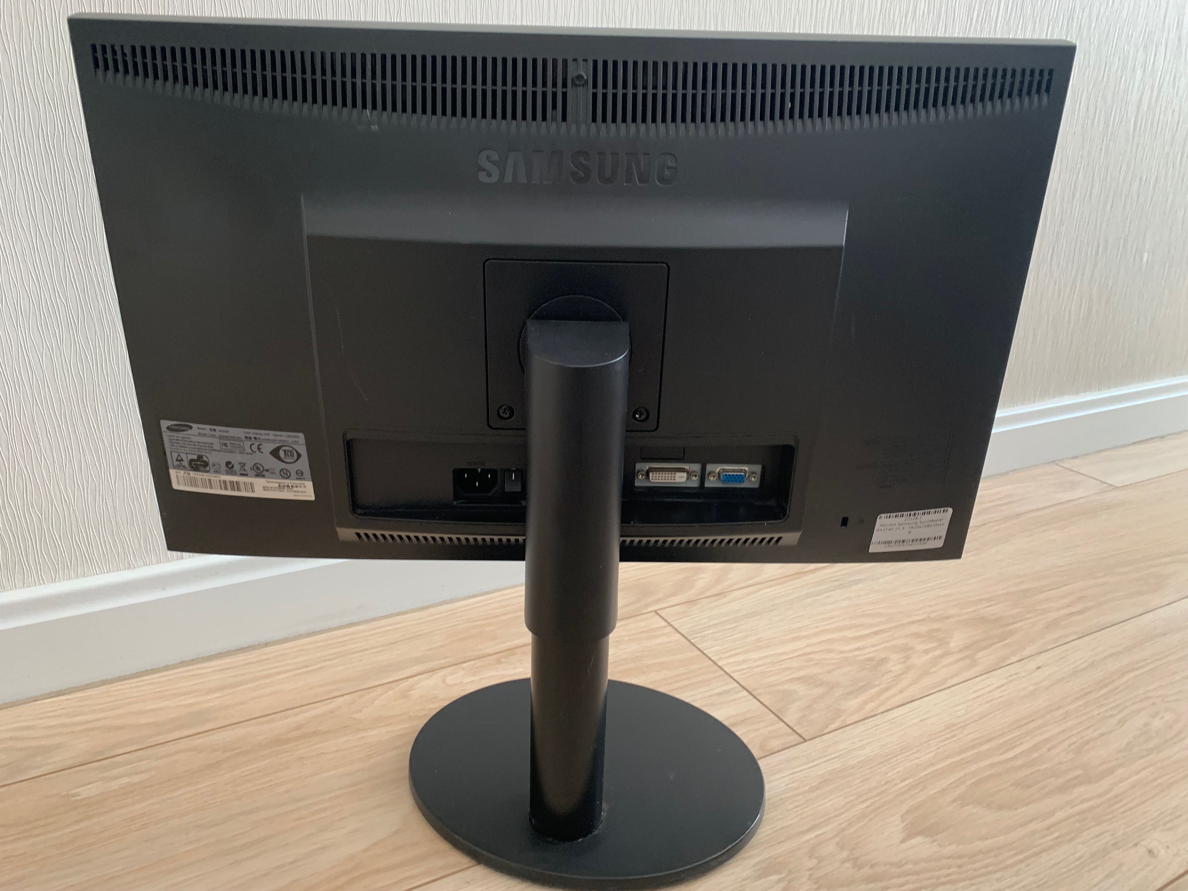 Monitor Samsung 21,5" FullHD 1920x1080 LED używany