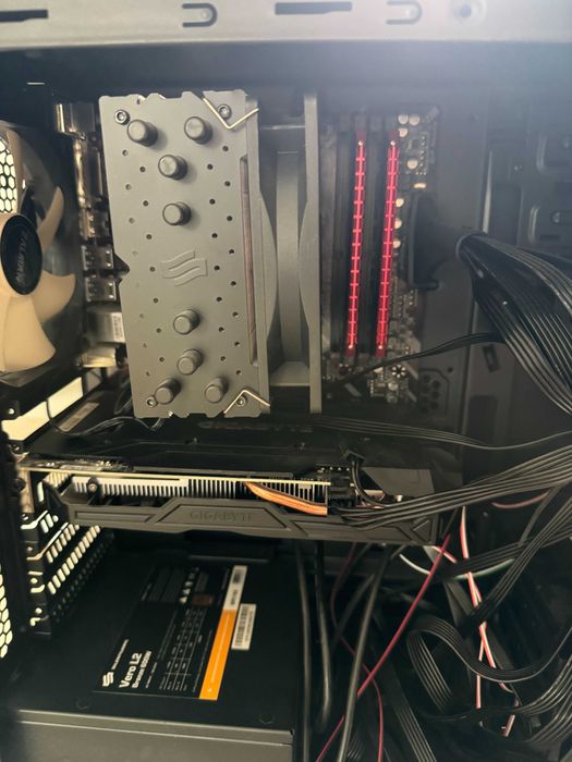 Komputer stacjonarny AMD Ryzen 5/GTX 1060 6GB/16GB RAM/SSD+HDD 1,5TB