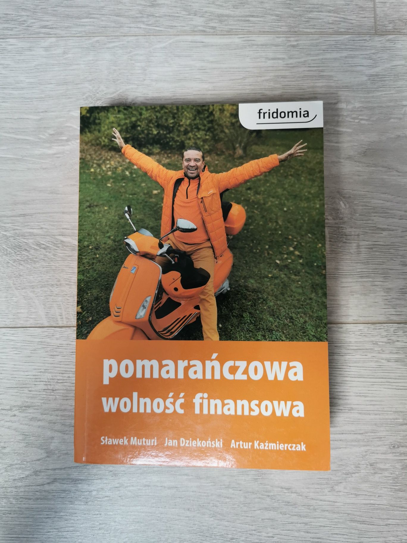 Pomarańczowa Wolność Finansowa - Sławek Muturi