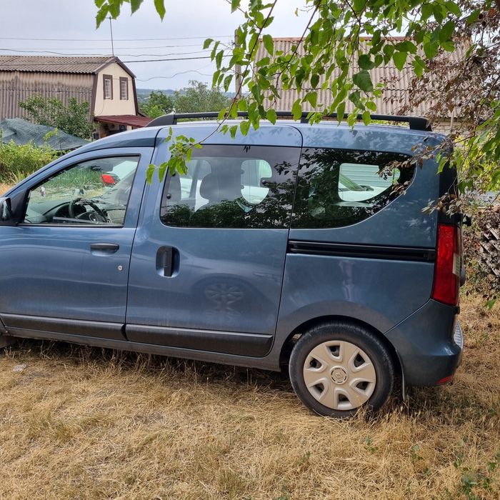 Аренда авто Рено Доккер.