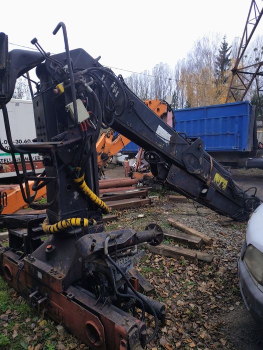 Кран маніпулятор лісовий джонсернт 1090