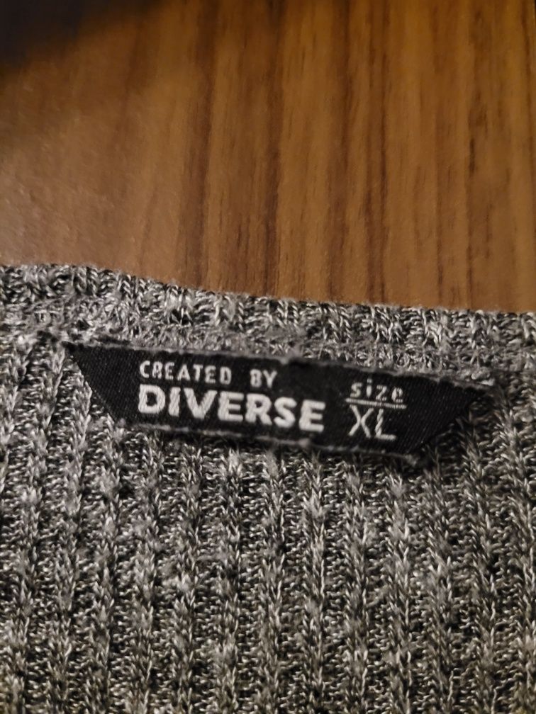 Sweter Diverse rozmiar XL