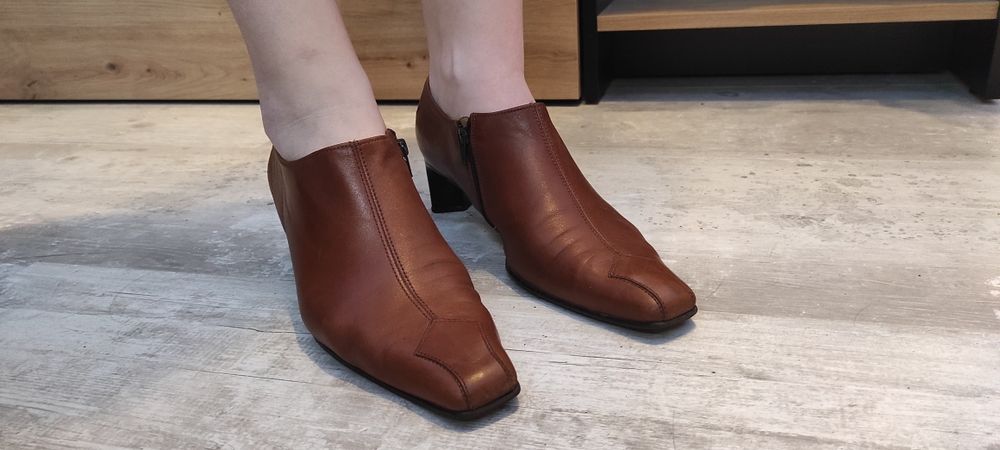 Vintage półbuty skórzane Gabor na obcasie roz 6 1/2