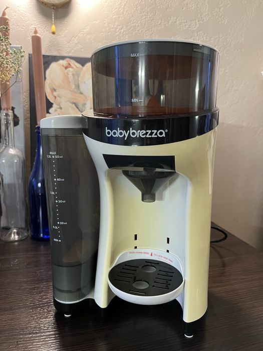 Babybrezza (baby brezza) Formula Pro машина для дитячої суміщі
