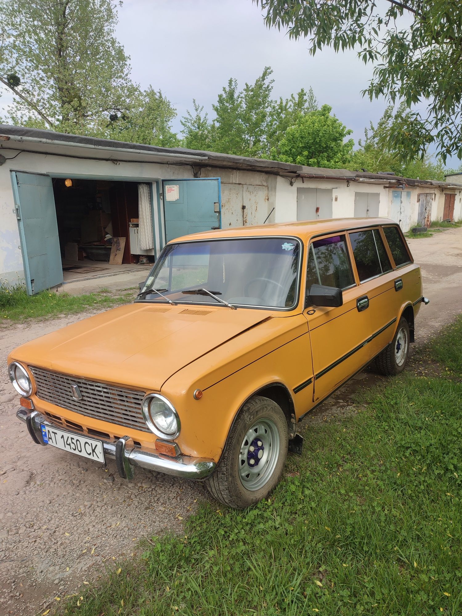 ВАЗ 2102 в збереженому стані