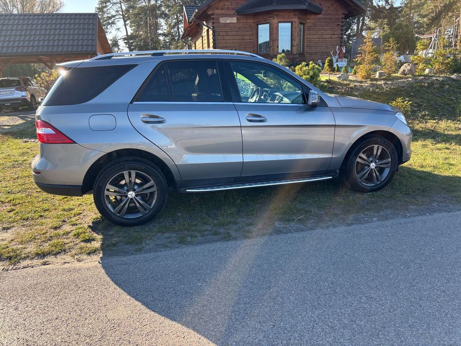 Mercedes-Benz ML ML 166. 4x4  hak 3.5tony