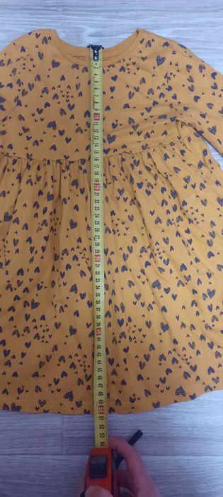 Сукня на дівчинку 3-4 роки