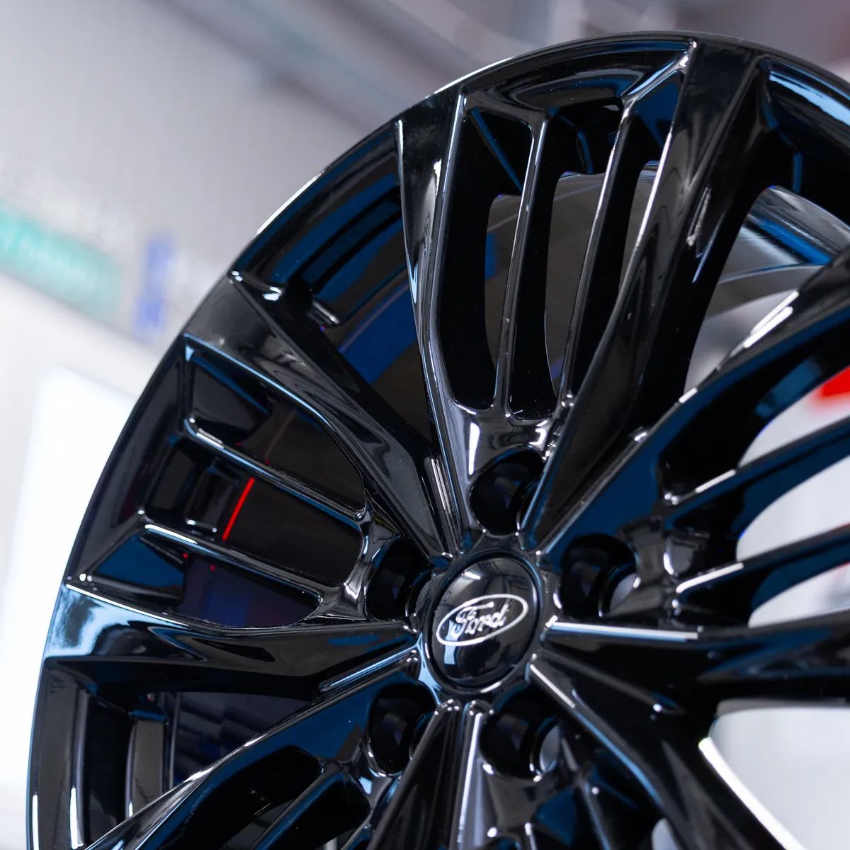 NOWE ORYGINALNE Felgi Ford 18" - Kuga Edge Escape Focus Galaxy Mondeo