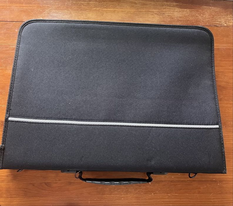 Capa Desenhos A3 Artes