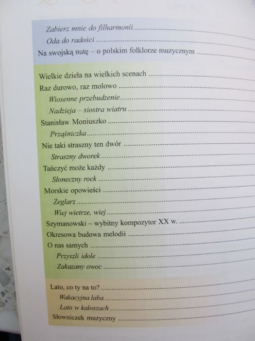 "MUZYCZNY ŚWIAT" muzyka - podręcznik cz. 2 (klasy 4-6 podstawówka)