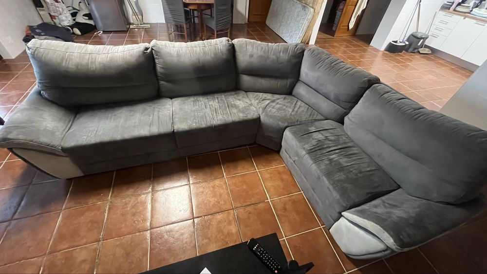 Sofá Chaise Lounge em otimas condições, só aceito dinheiro em mãos!!!