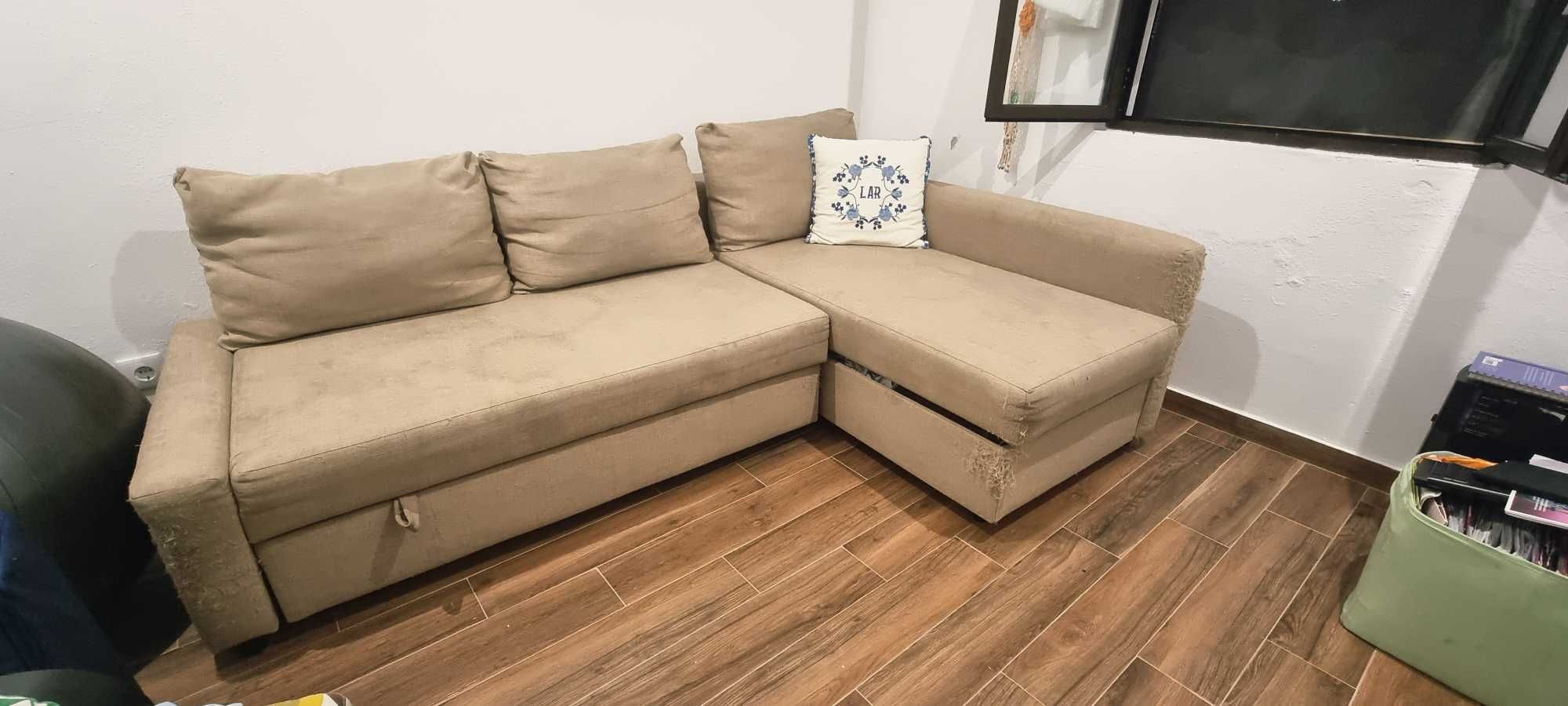 Sofá Chaise Longue 3 Lugares com Baú – Preço de Oportunidade!