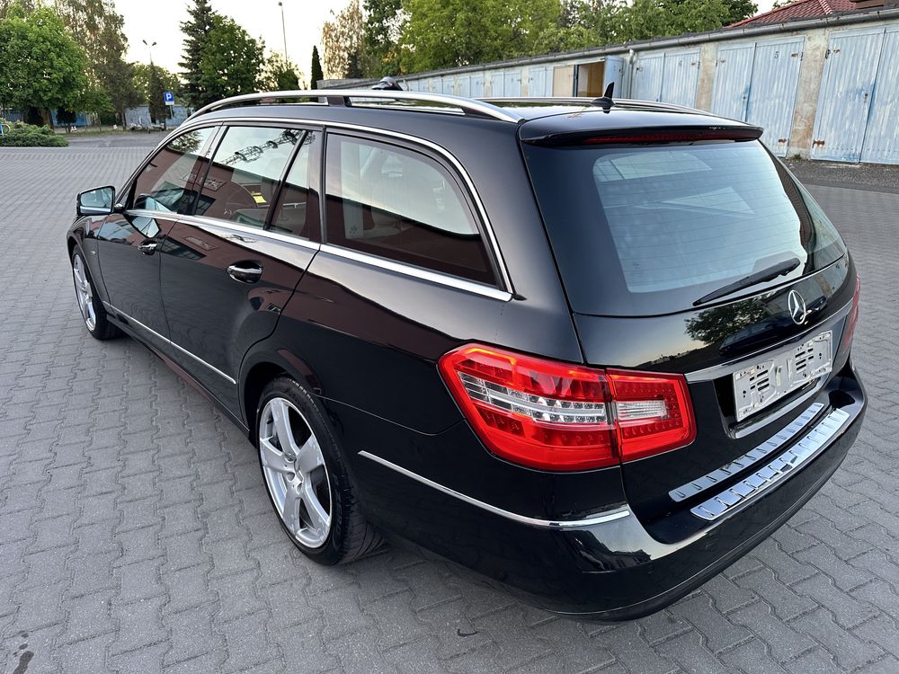 Mercedes e220 cdi amg pak avantgrade bezwypadkowy OKAZJA