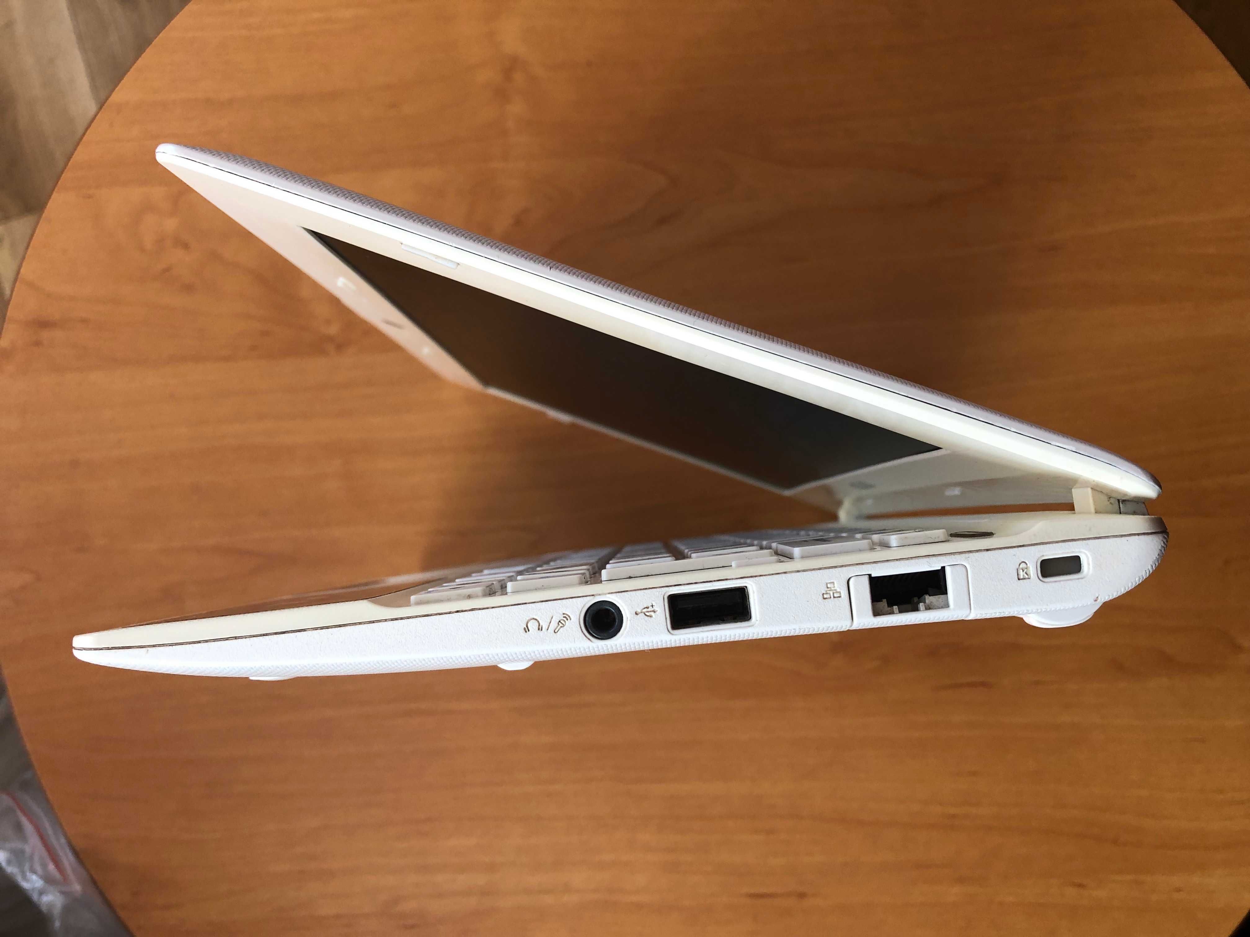 Laptop 10,1 cala Asus Eee PC X101H Windows 10 Pro (26,2x18x2,2 cm)
