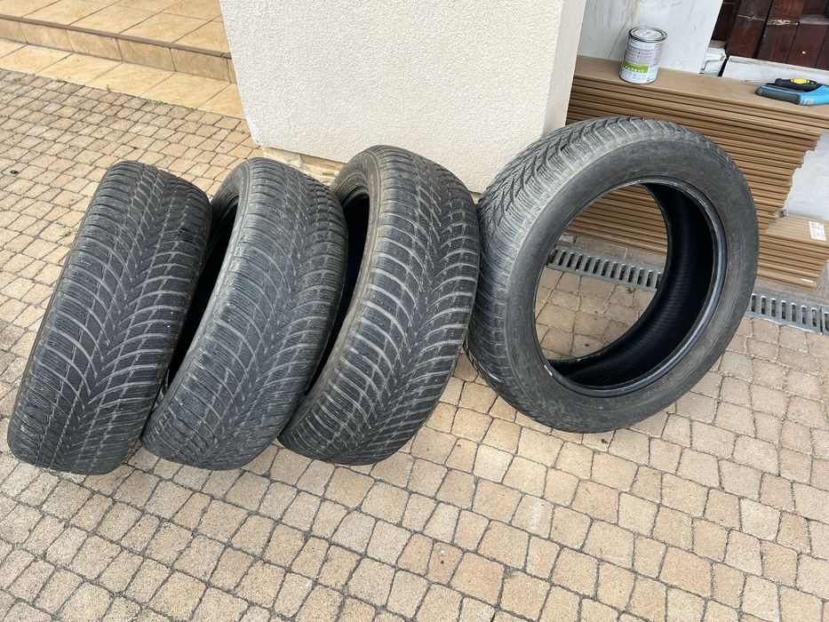 Komplet Nokian Snowproof 235/55 R19 jak nowe